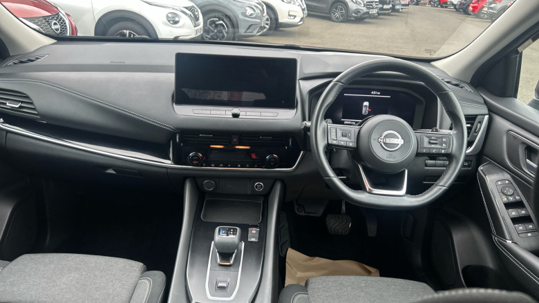 Nissan Qashqai 1.3 DiG-T MH 158 N-Connecta 5dr Xtronic Petrol Hatchback